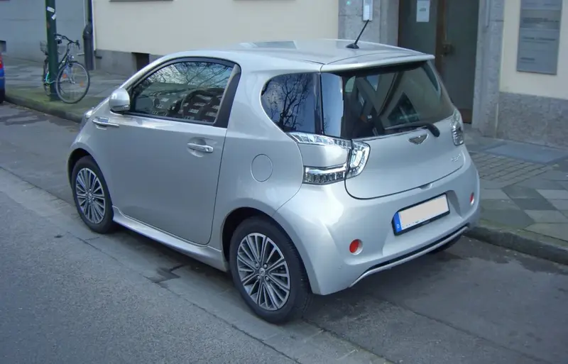 Aston Martin Cygnet - 2