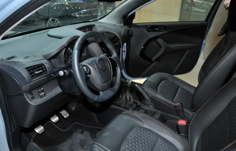 Aston Martin Cygnet - 4