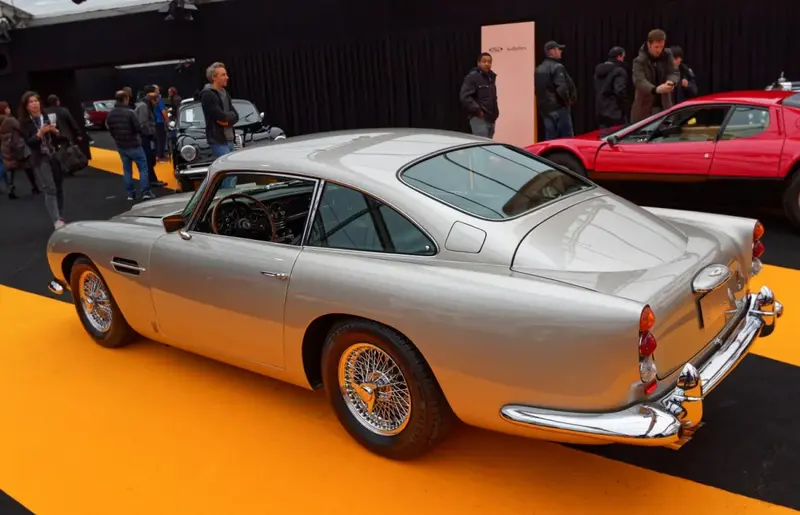 Aston Martin DB5 - 6