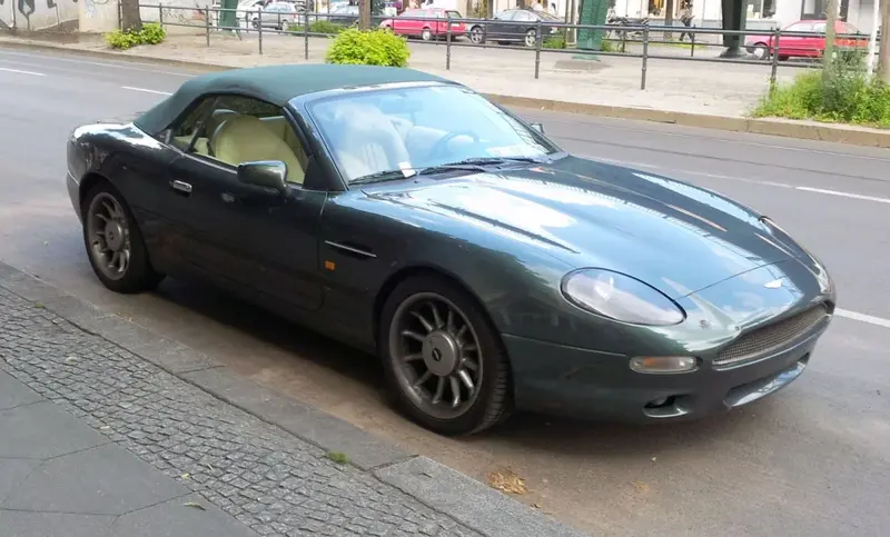 Aston Martin DB7 - 4
