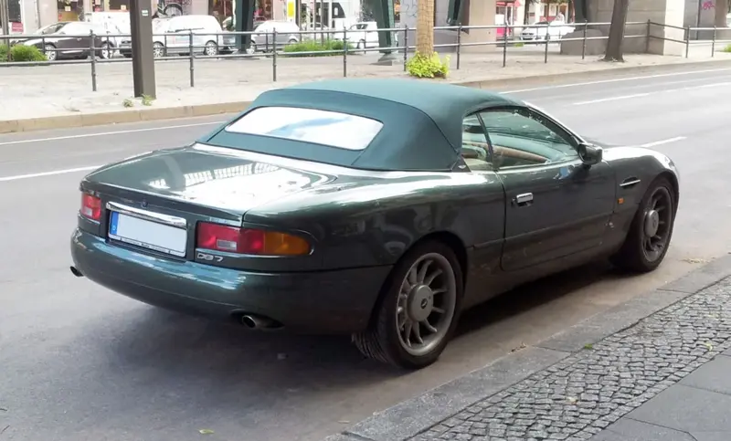 Aston Martin DB7 - 5