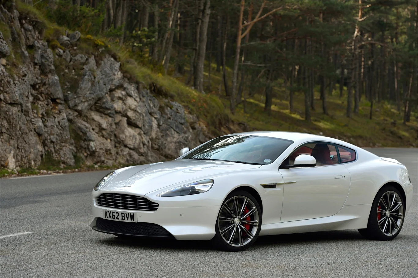 Aston Martin DB9 DB9 GT Coupe