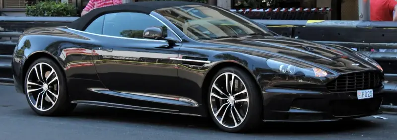 Aston Martin DBS - 5