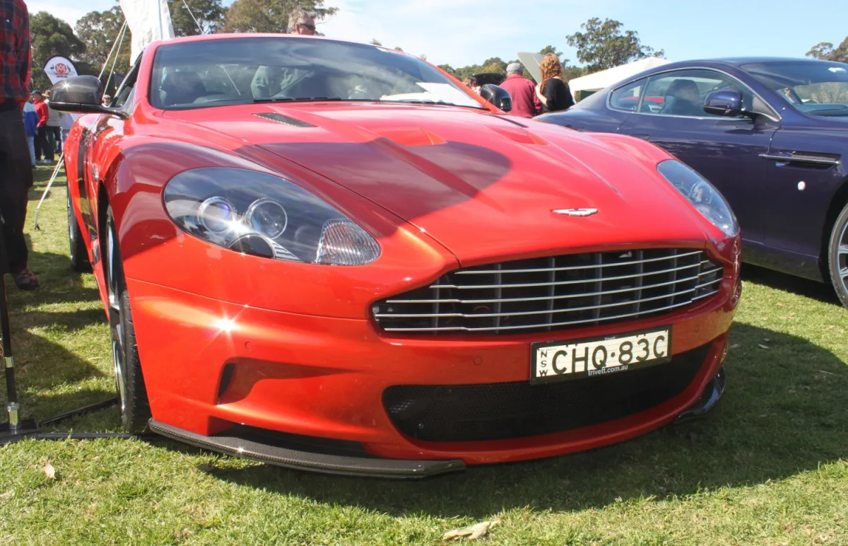Aston Martin - 13