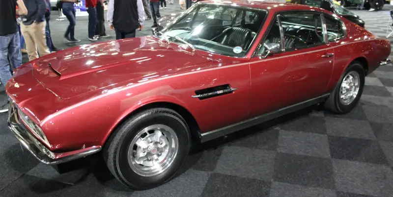 Aston Martin DBS - 2