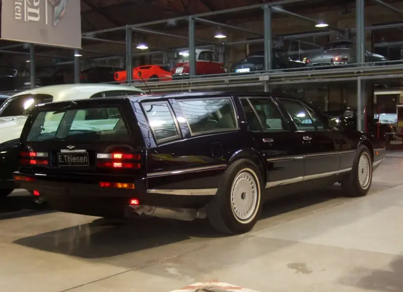 Aston Martin Lagonda - 2