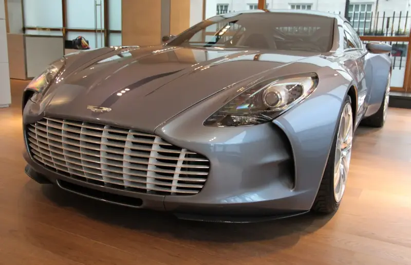 Aston Martin One-77 - 5