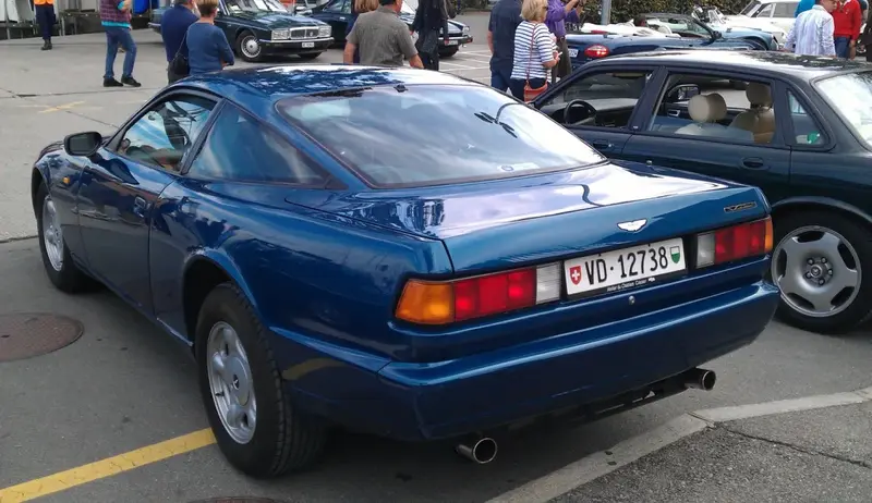 Aston Martin Virage - 5