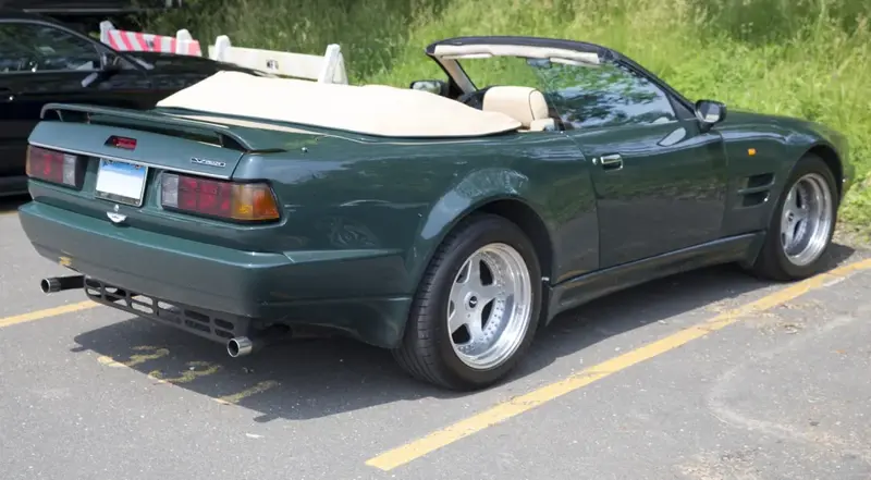 Aston Martin Virage - 2