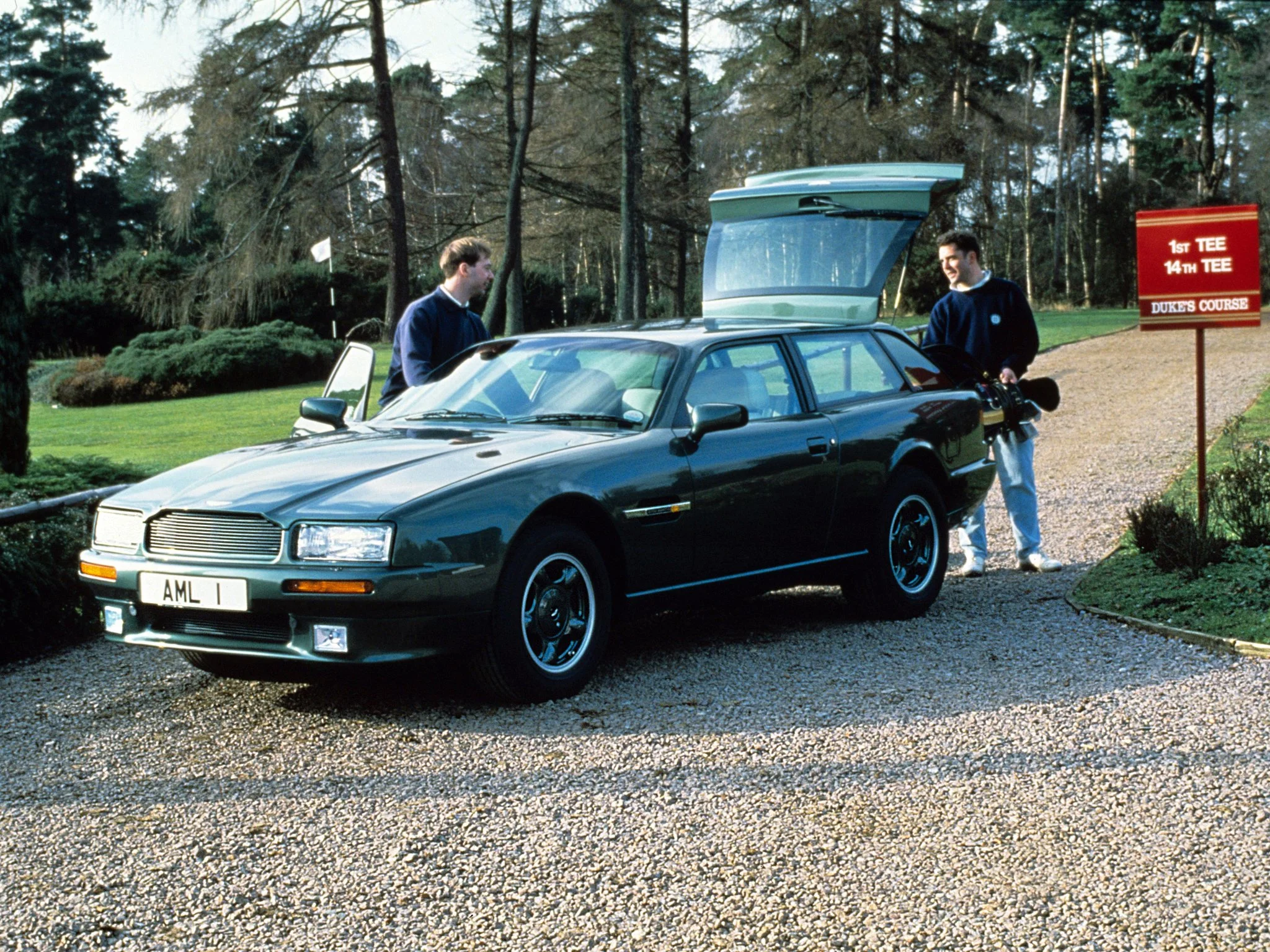 Aston Martin Virage Virage Shooting Brake