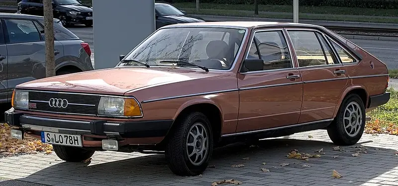 Audi 100 - 2
