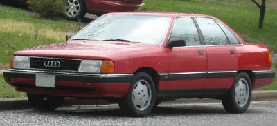 Audi 100 100 (C3, Typ 44,44Q)