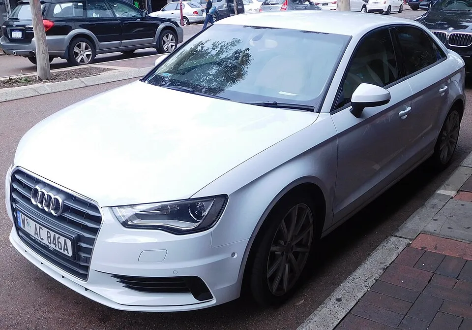 Audi 3