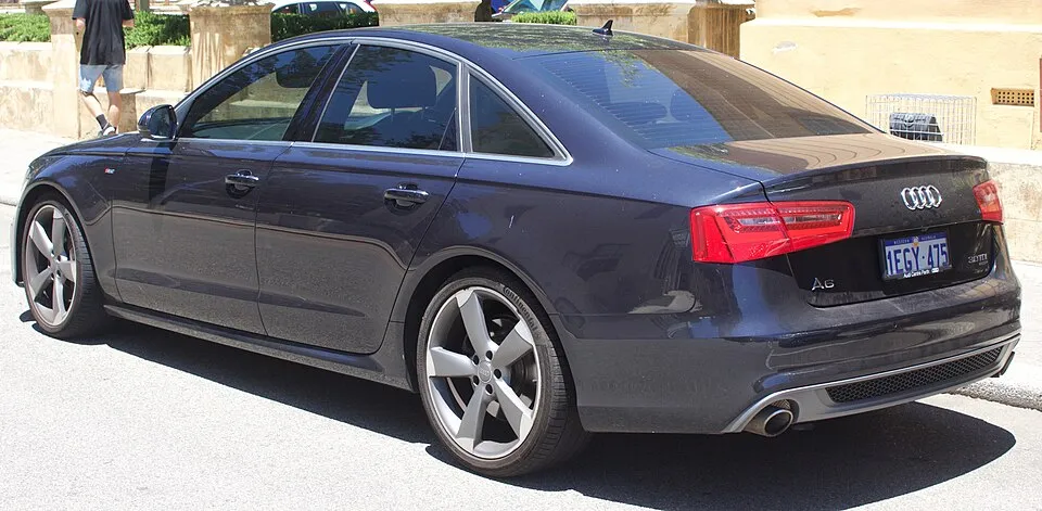Audi 4