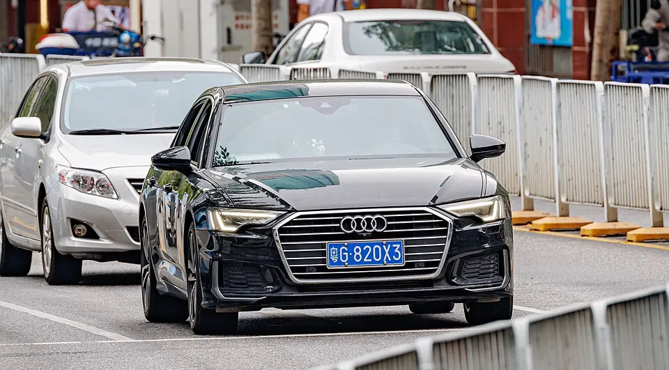 Audi 3