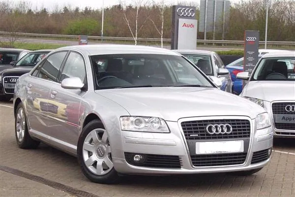 Audi A8 - 2