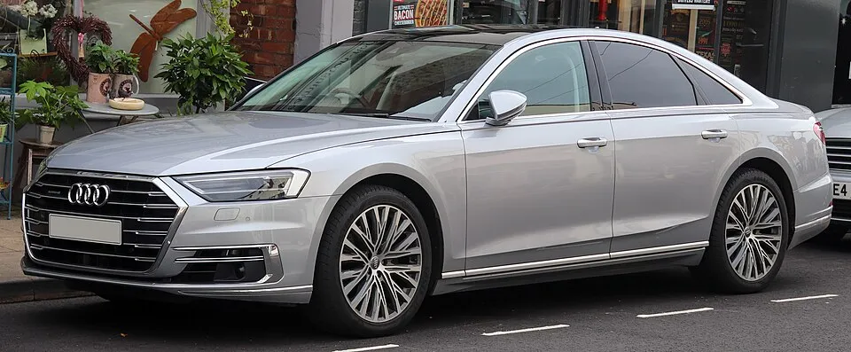 Audi A8 - 3