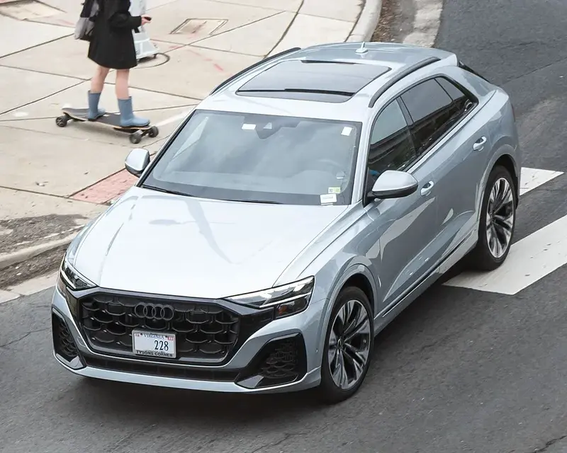 Audi Q8 - 2