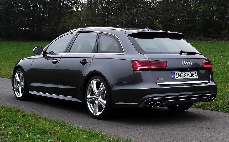Audi 3