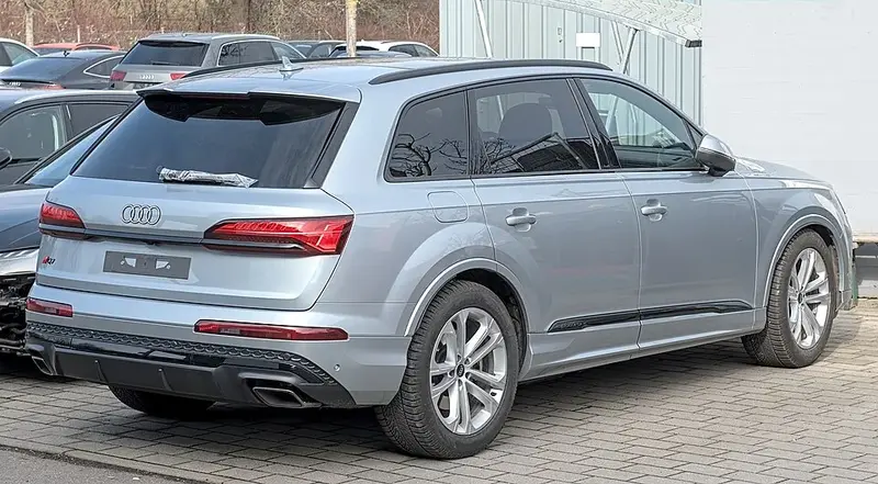 Audi SQ8 - 2