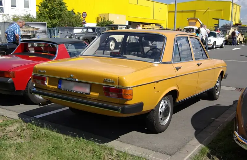 Audi 100 - 5