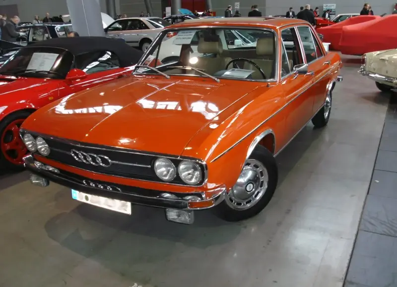 Audi 100 - 2