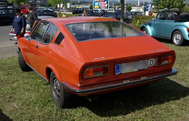 Audi 100 - 6