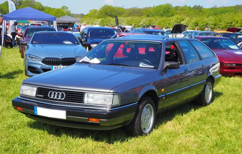 Audi 200 200 Avant (C3, Typ 44,44Q)