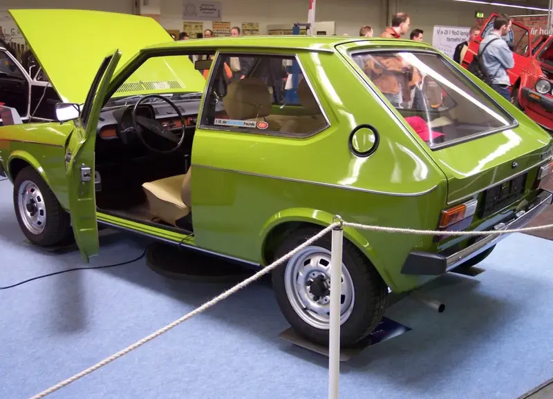 Audi 50 - 4