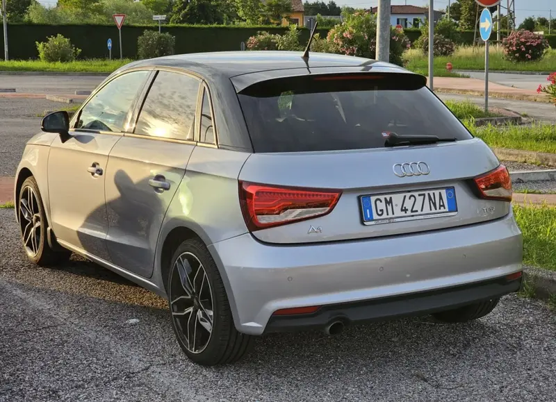 Audi A1 - 2