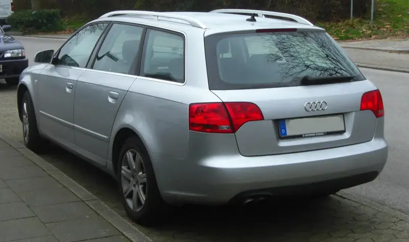 Audi A4 - 4