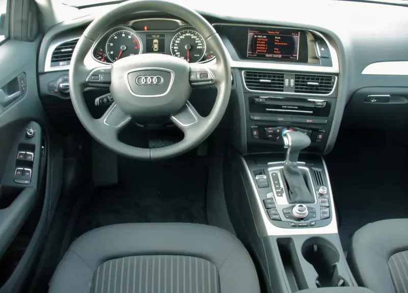Audi A4 - 5