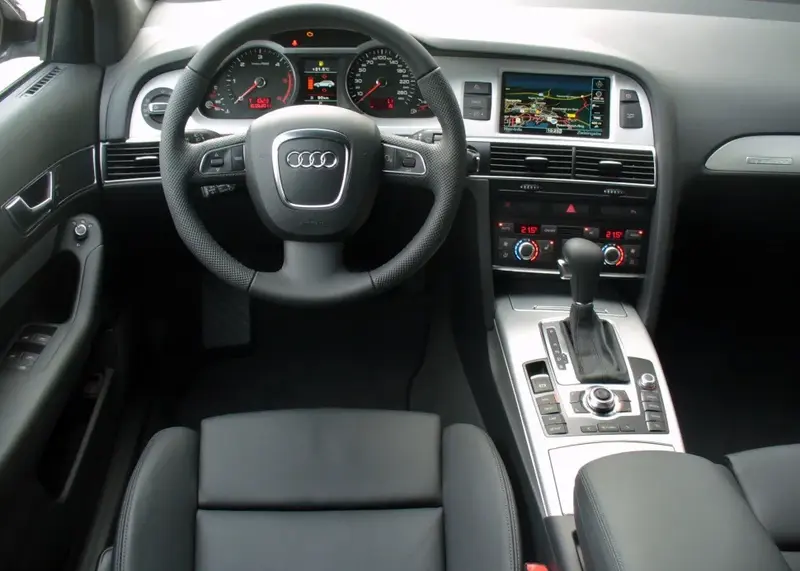 Audi A6 - 4