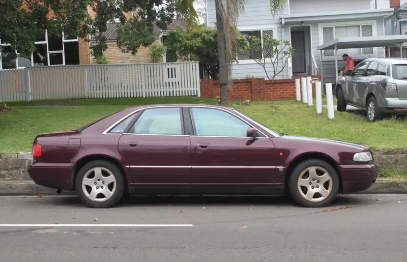 Audi A8 - 5