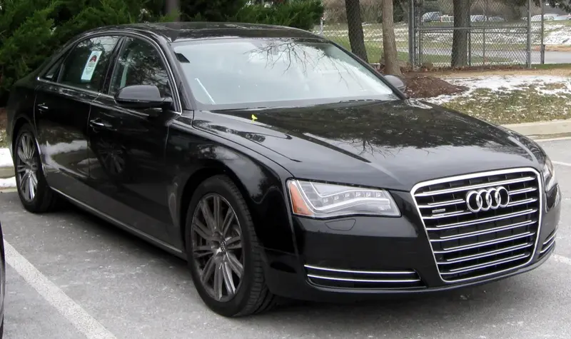 Audi A8 - 2