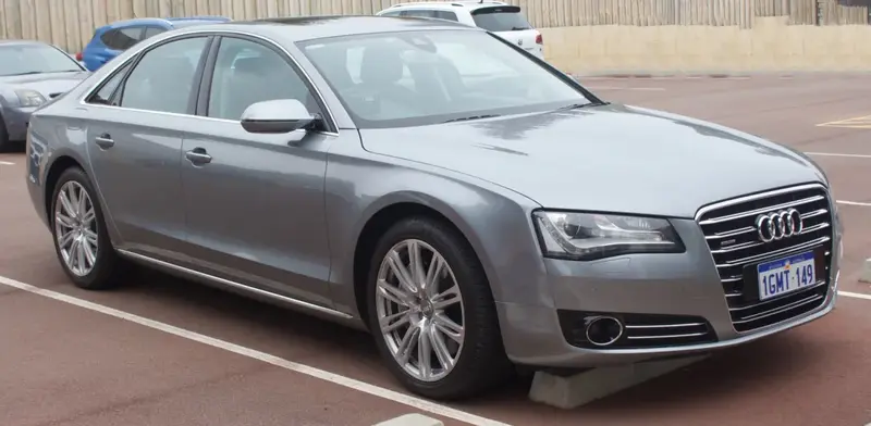 Audi A8 - 3