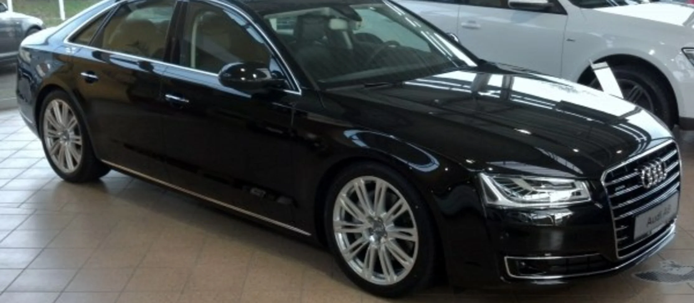 Audi A8 A8 (D4,4H facelift 2013)