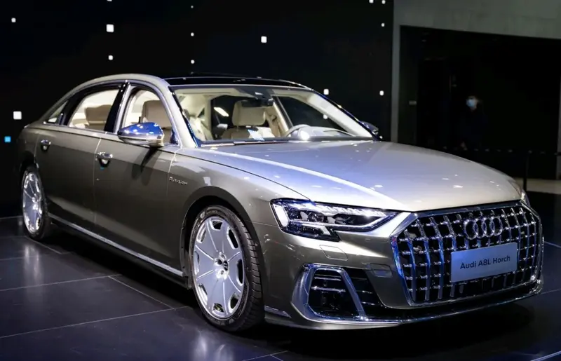 Audi A8 - 5