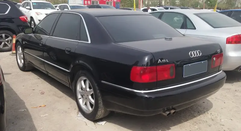 Audi A8 - 5