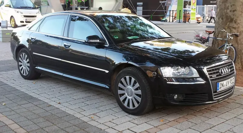 Audi A8 - 3