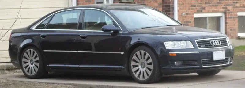 Audi A8 - 4