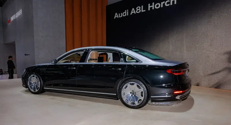Audi A8 - 2