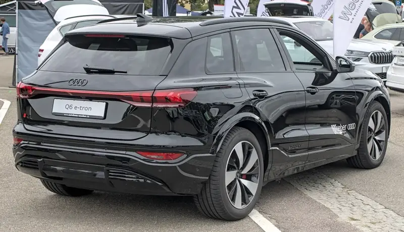 Audi Q6 e-tron - 4