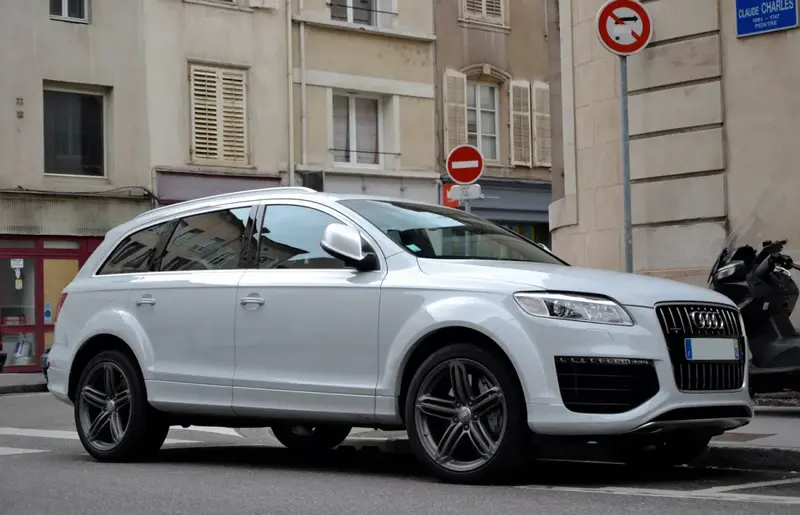 Audi Q7 - 6