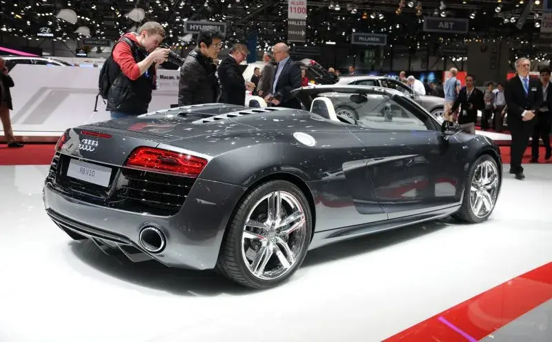 Audi R8 - 2