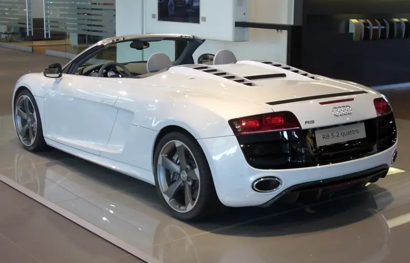 Audi R8 - 2
