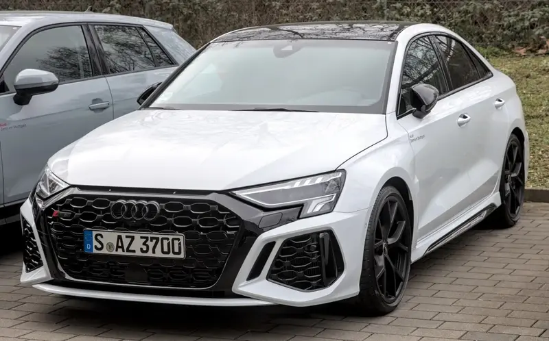 Audi RS3 - 2
