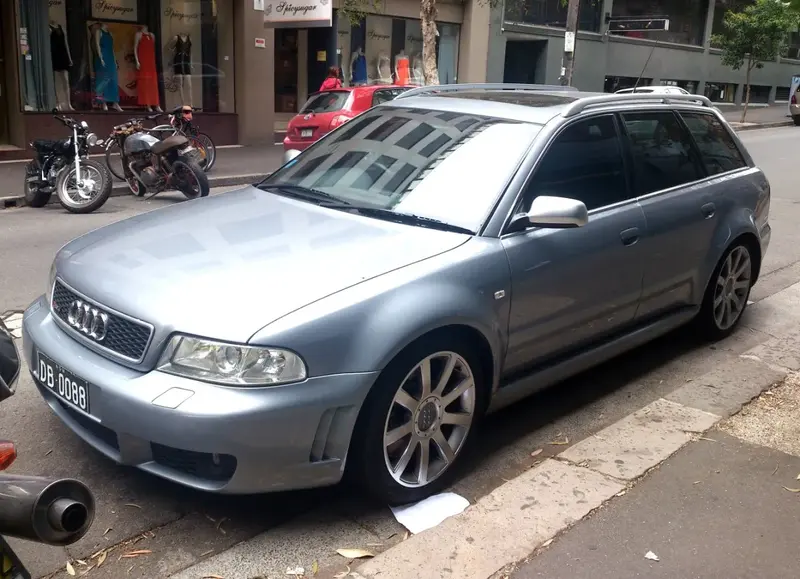 Audi RS4 - 5