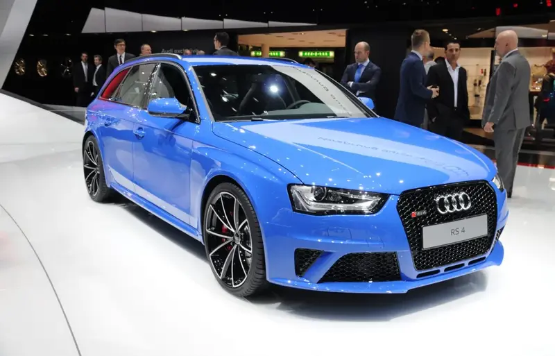Audi RS4 RS4 Avant (B8) (facelift 2011)