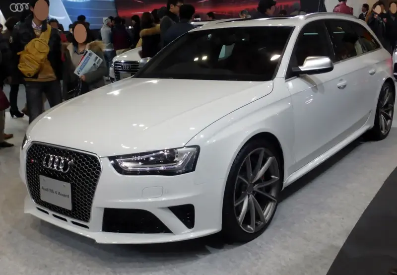 Audi RS4 - 4